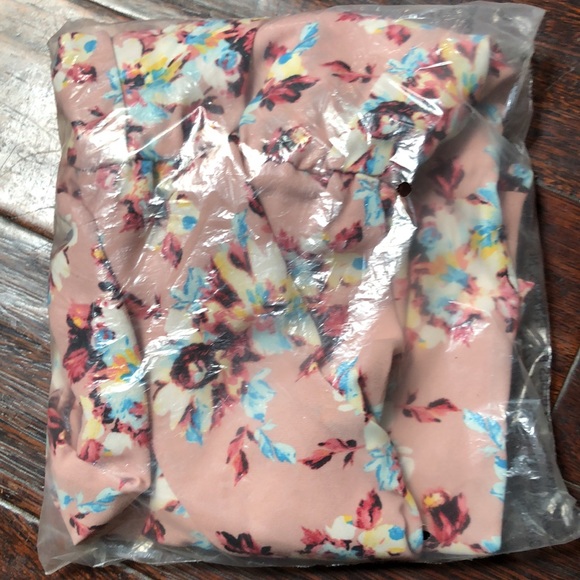 Charles Henry Floral Faux Wrap Dress, Size X-Small P - Picture 5 of 5